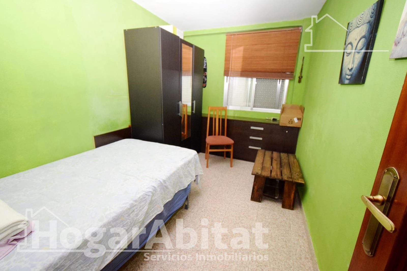 3 bedroom Flat for sale in Cheste - € 110,000 (Ref: 9586572)