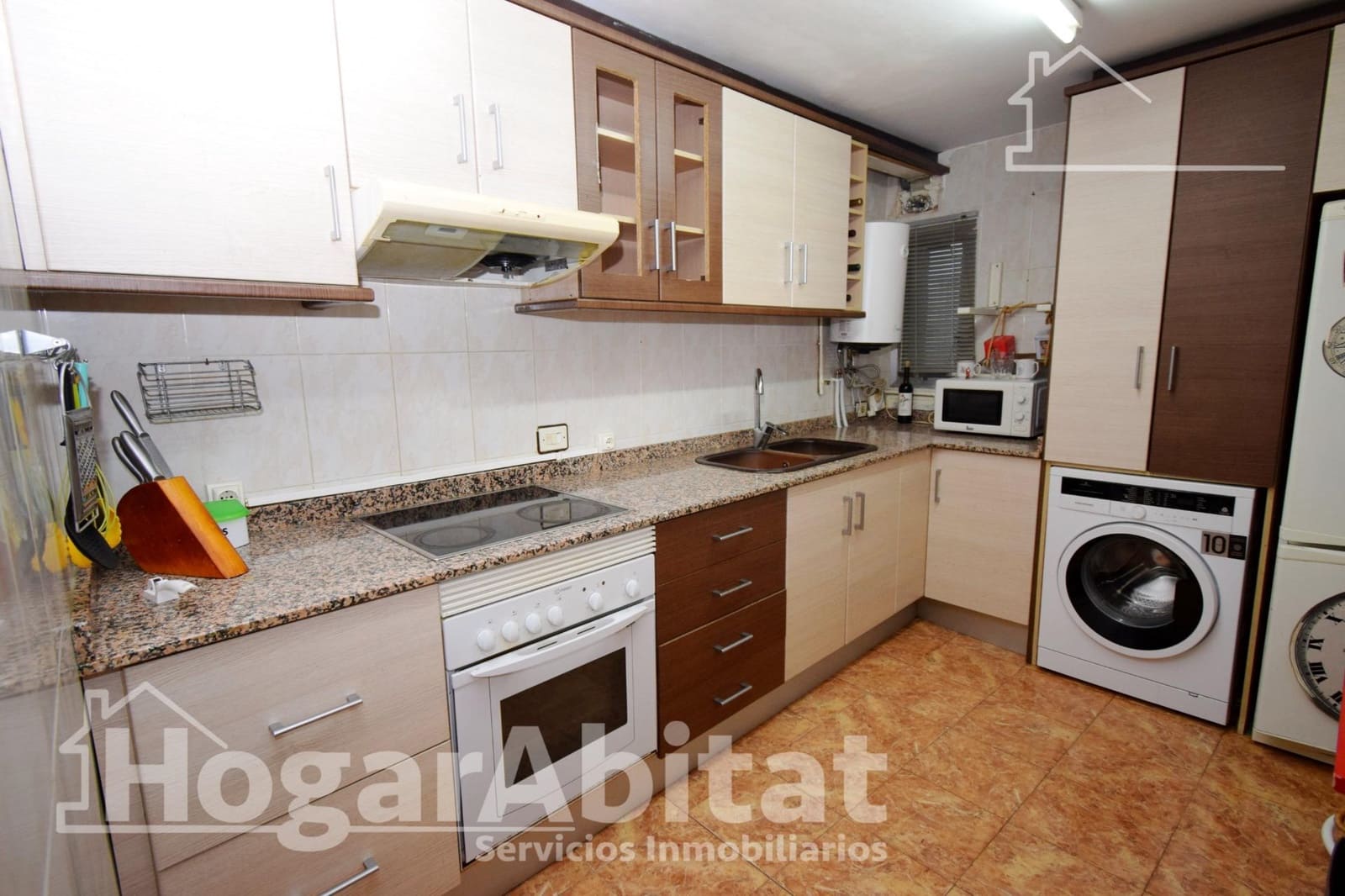 3 bedroom Flat for sale in Cheste - € 110,000 (Ref: 9586572)
