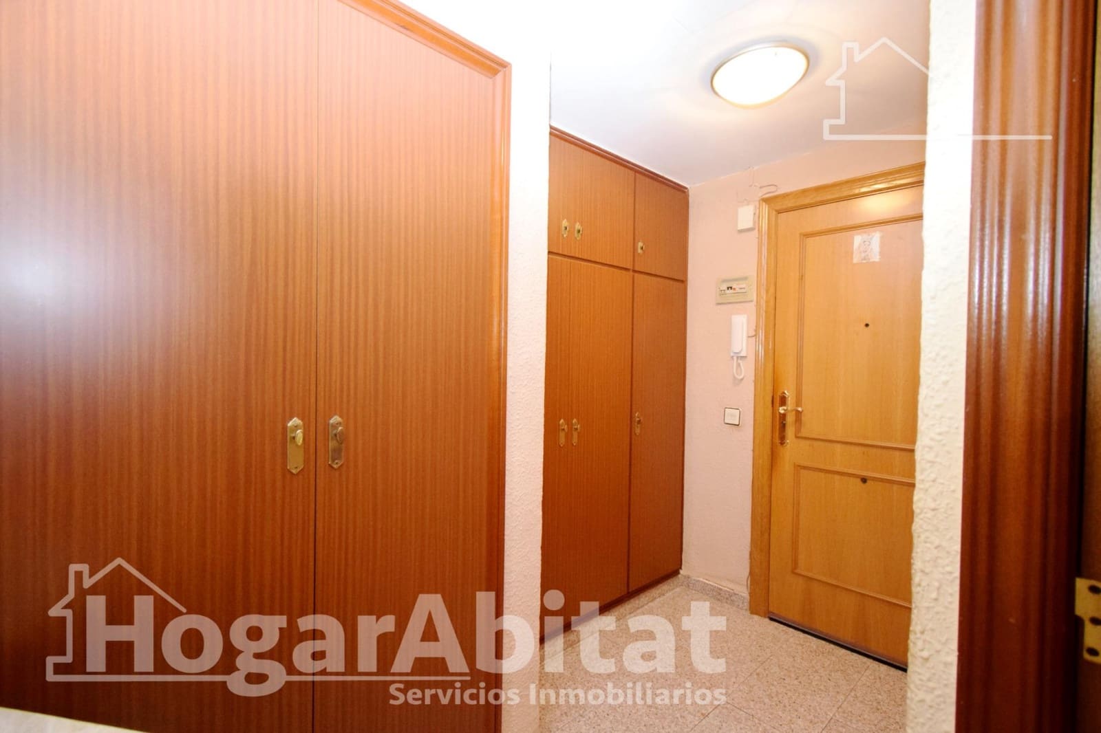 3 bedroom Flat for sale in Cheste - € 110,000 (Ref: 9586572)