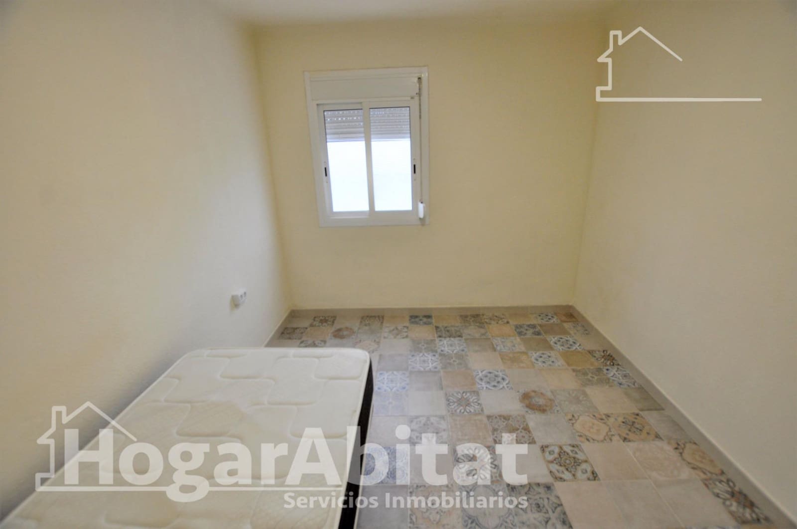 3 slaapkamer Flat te koop in Valencia stad - € 169.000 (Ref: 9591372)