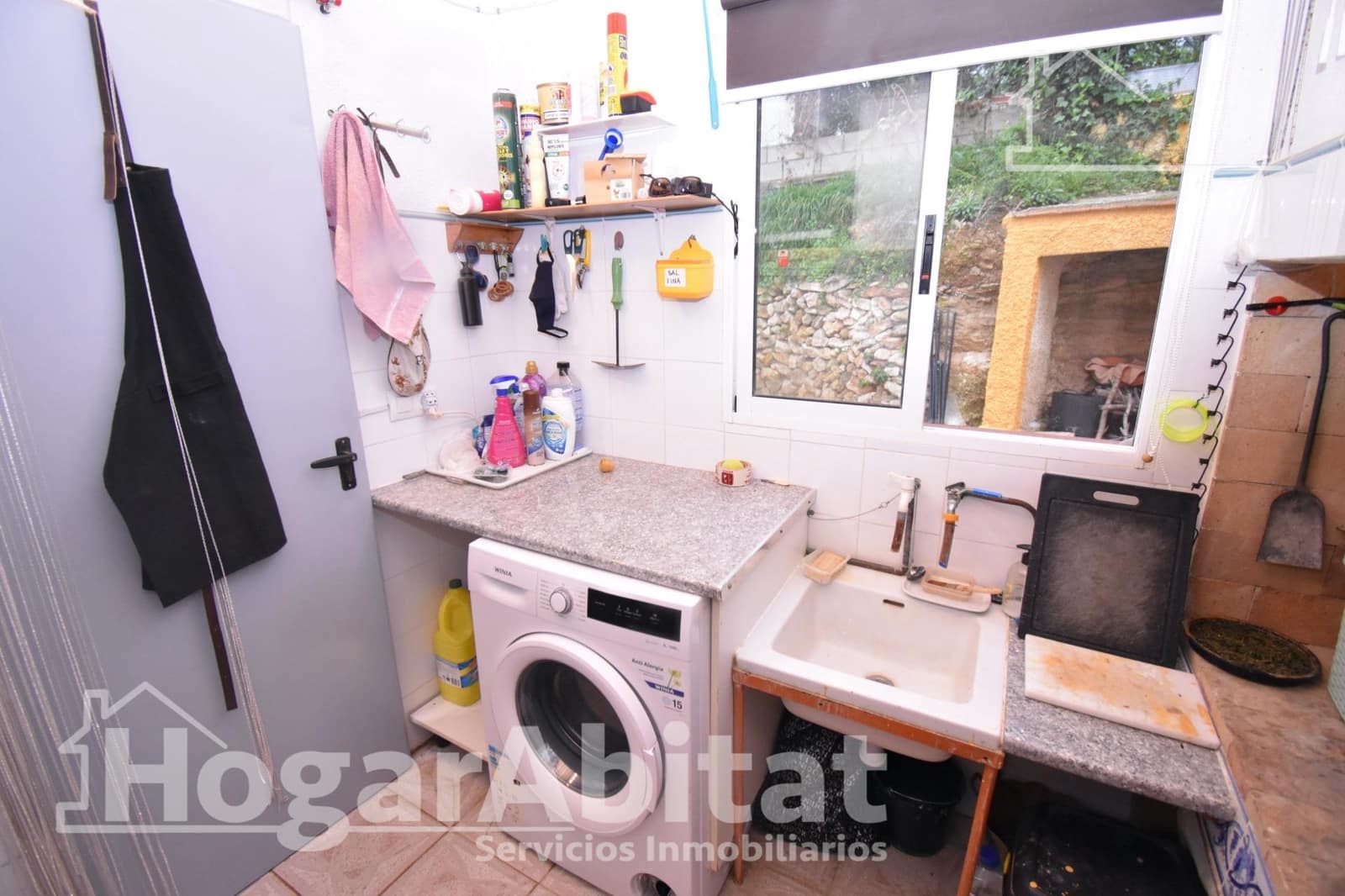 4 bedroom Villa for sale in Godelleta with pool - € 260,000 (Ref: 9591375)