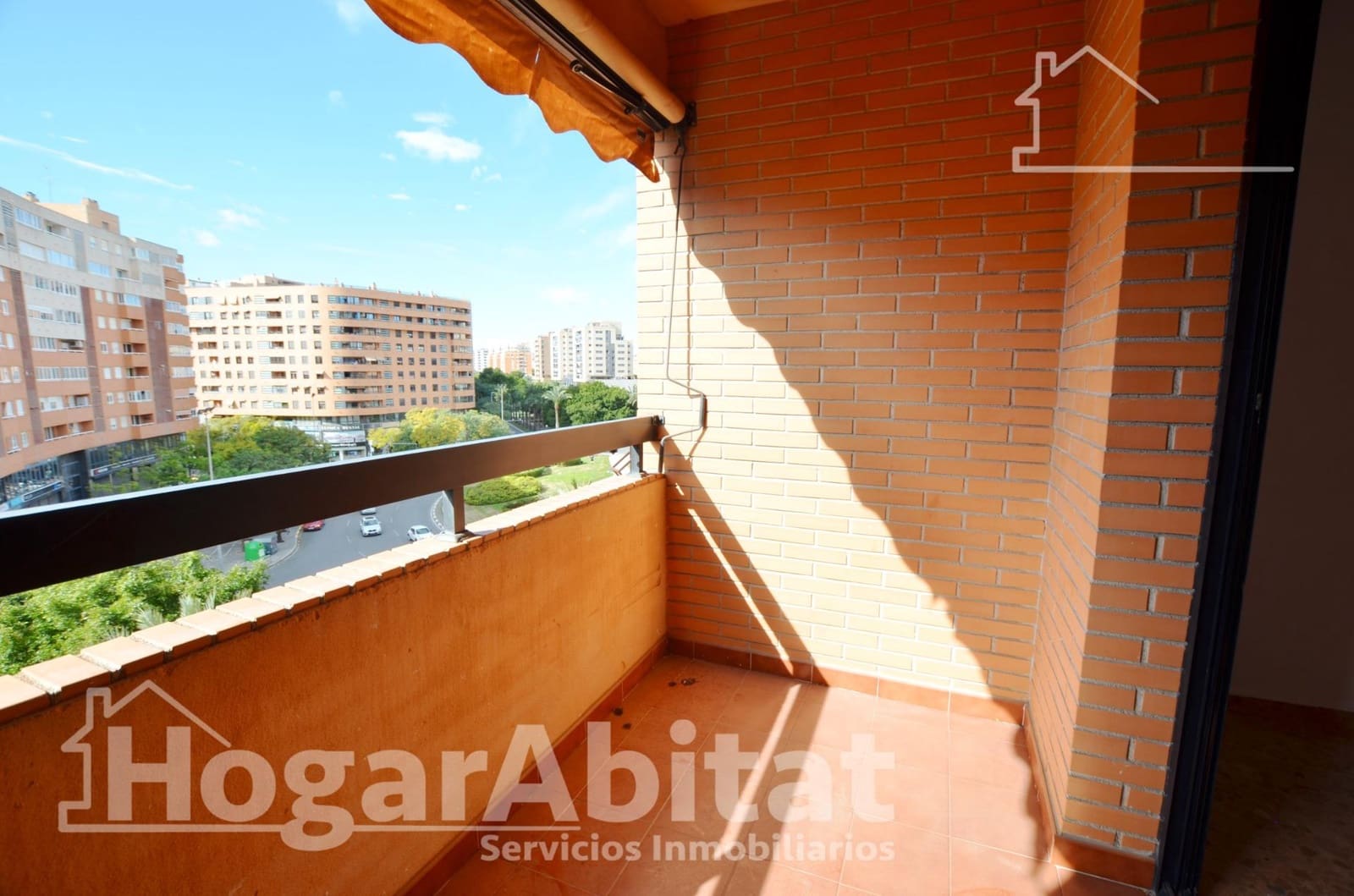 3 sovrum Lägenhet till salu i Alicante stad med pool garage - 369 000 € (Ref: 9591377)
