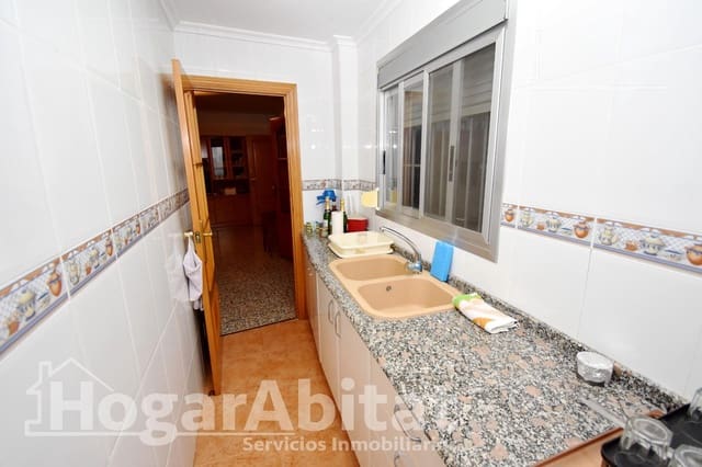 3 sovrum Radhus till salu i Picassent - 220 000 € (Ref: 9592149)