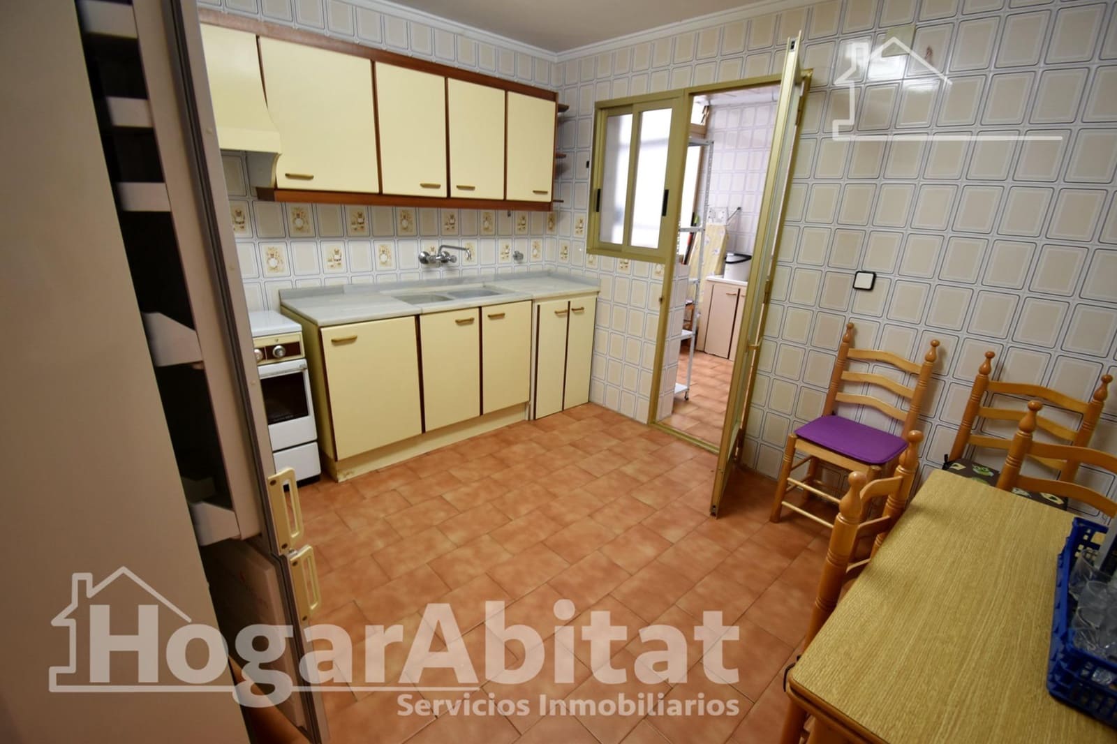 4 bedroom Flat for sale in Onda with garage - € 135,000 (Ref: 9596201)