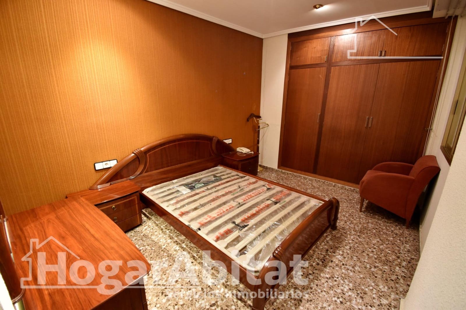 4 bedroom Flat for sale in Onda with garage - € 135,000 (Ref: 9596201)