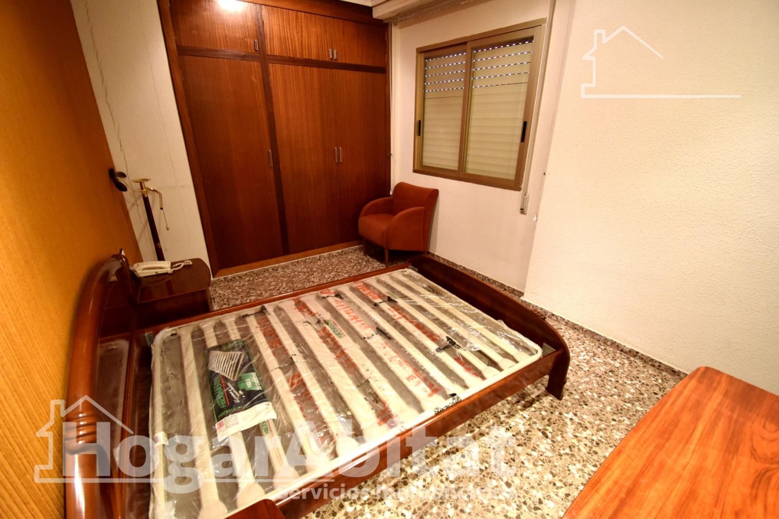 4 bedroom Flat for sale in Onda with garage - € 135,000 (Ref: 9596201)