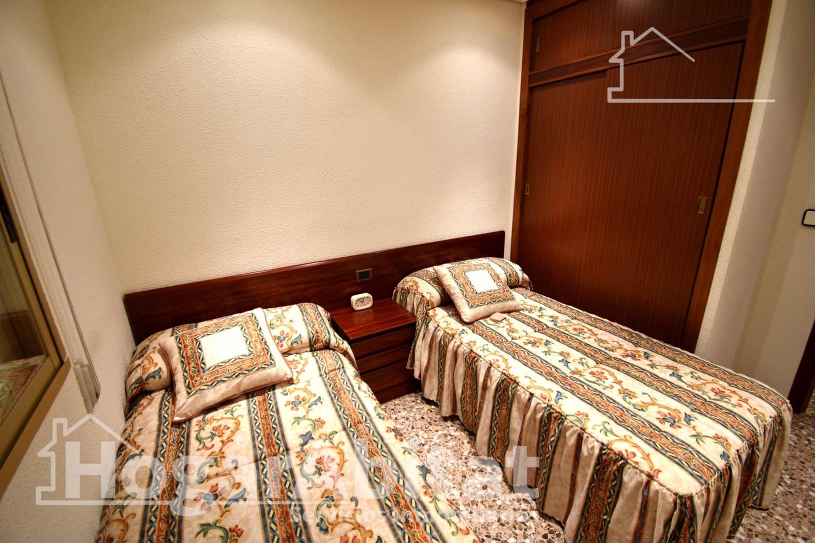 4 bedroom Flat for sale in Onda with garage - € 135,000 (Ref: 9596201)