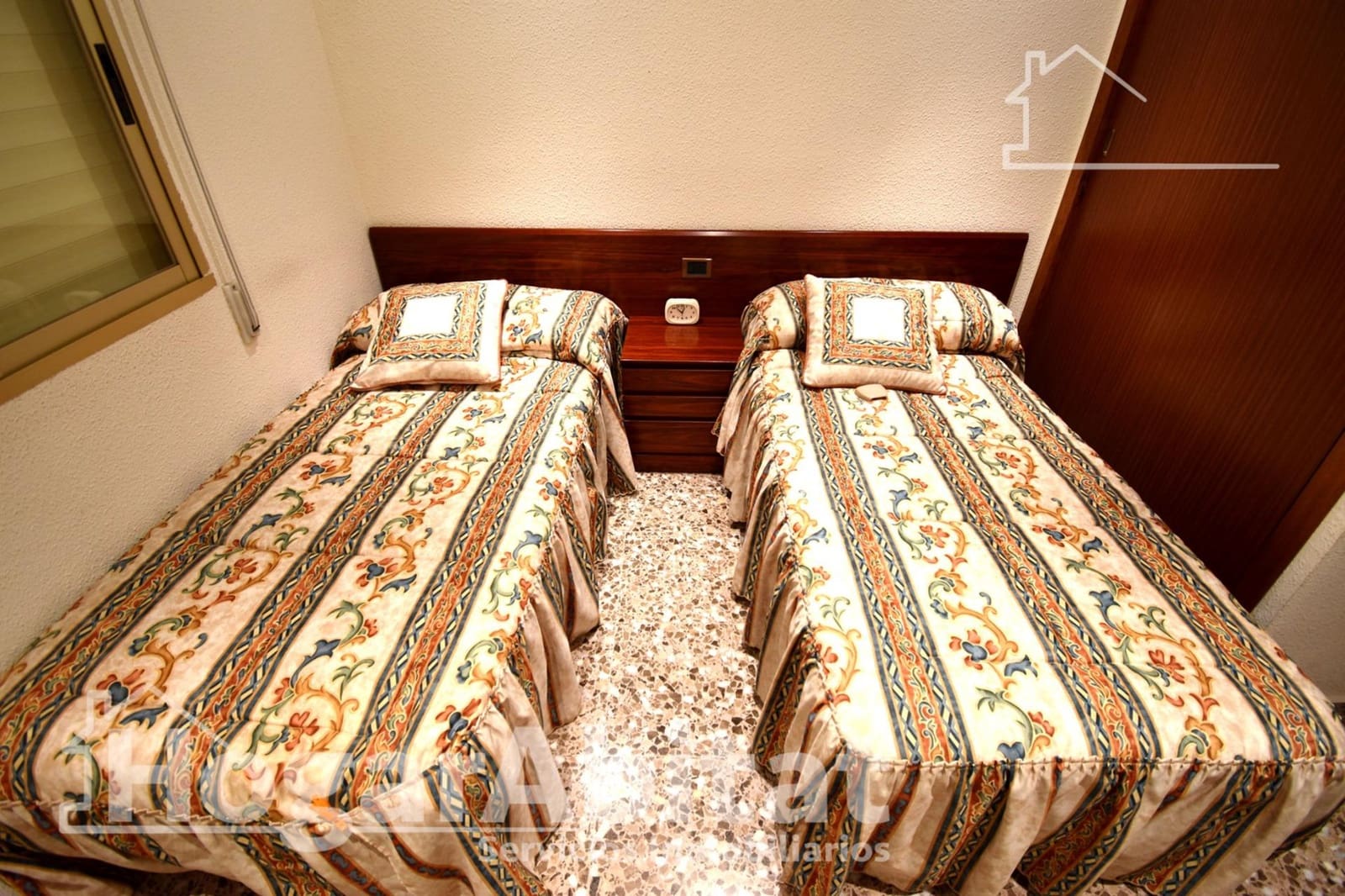 4 bedroom Flat for sale in Onda with garage - € 135,000 (Ref: 9596201)