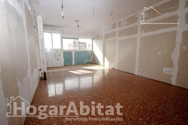 Piso de 3 habitaciones en Soternes, València ciudad en venta con garaje - 280.000 € (Ref: 9596205)
