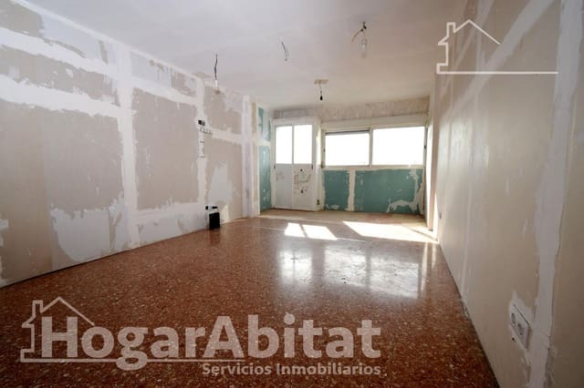 Piso de 3 habitaciones en Soternes, València ciudad en venta con garaje - 280.000 € (Ref: 9596205)