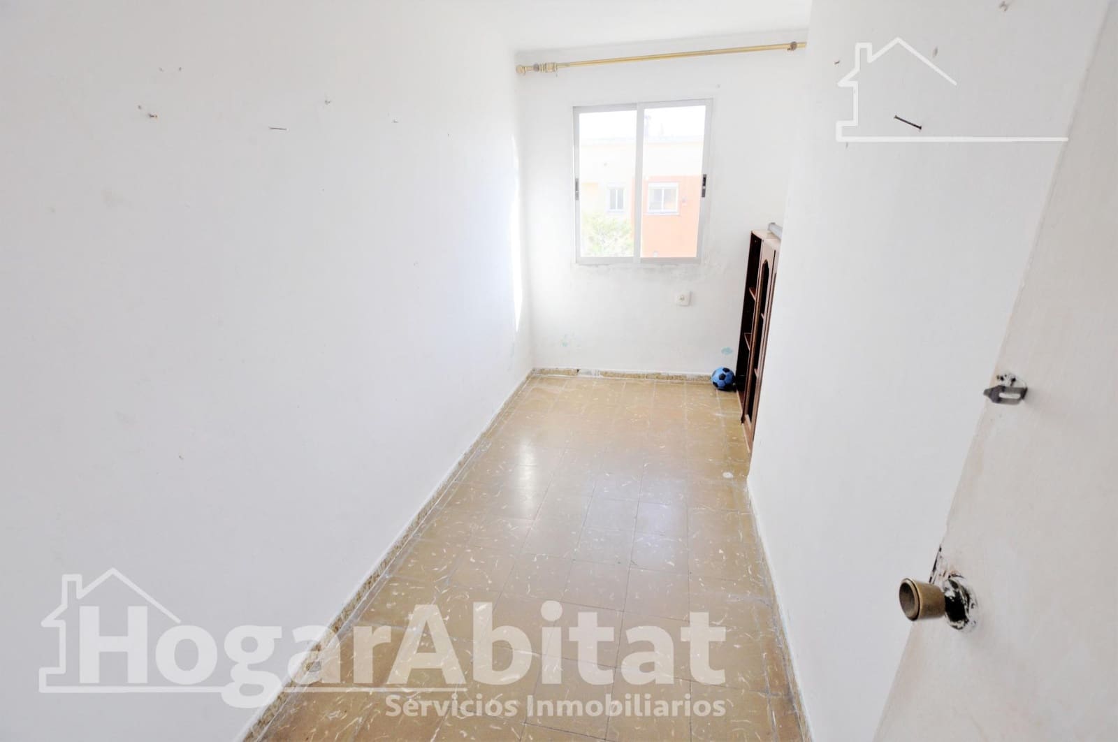 3 Zimmer Wohnung zu verkaufen in Valencia Stadt - 125.000 € (Ref: 9596206)
