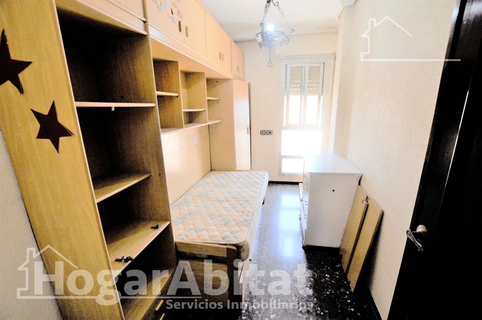 4 makuuhuone Asunto myytävänä paikassa Valencia kaupunki - 385 000 € (Ref: 9596207)