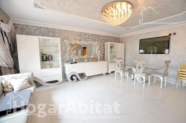 4 bedroom Terraced Villa for sale in Alicante / Alacant city with garage - € 595,000 (Ref: 9596214)