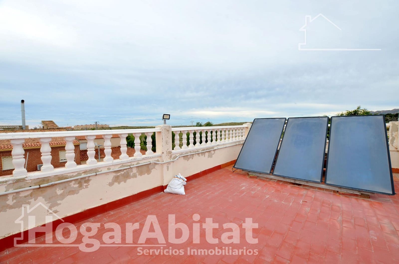 4 bedroom Terraced Villa for sale in Alicante / Alacant city with garage - € 595,000 (Ref: 9596214)