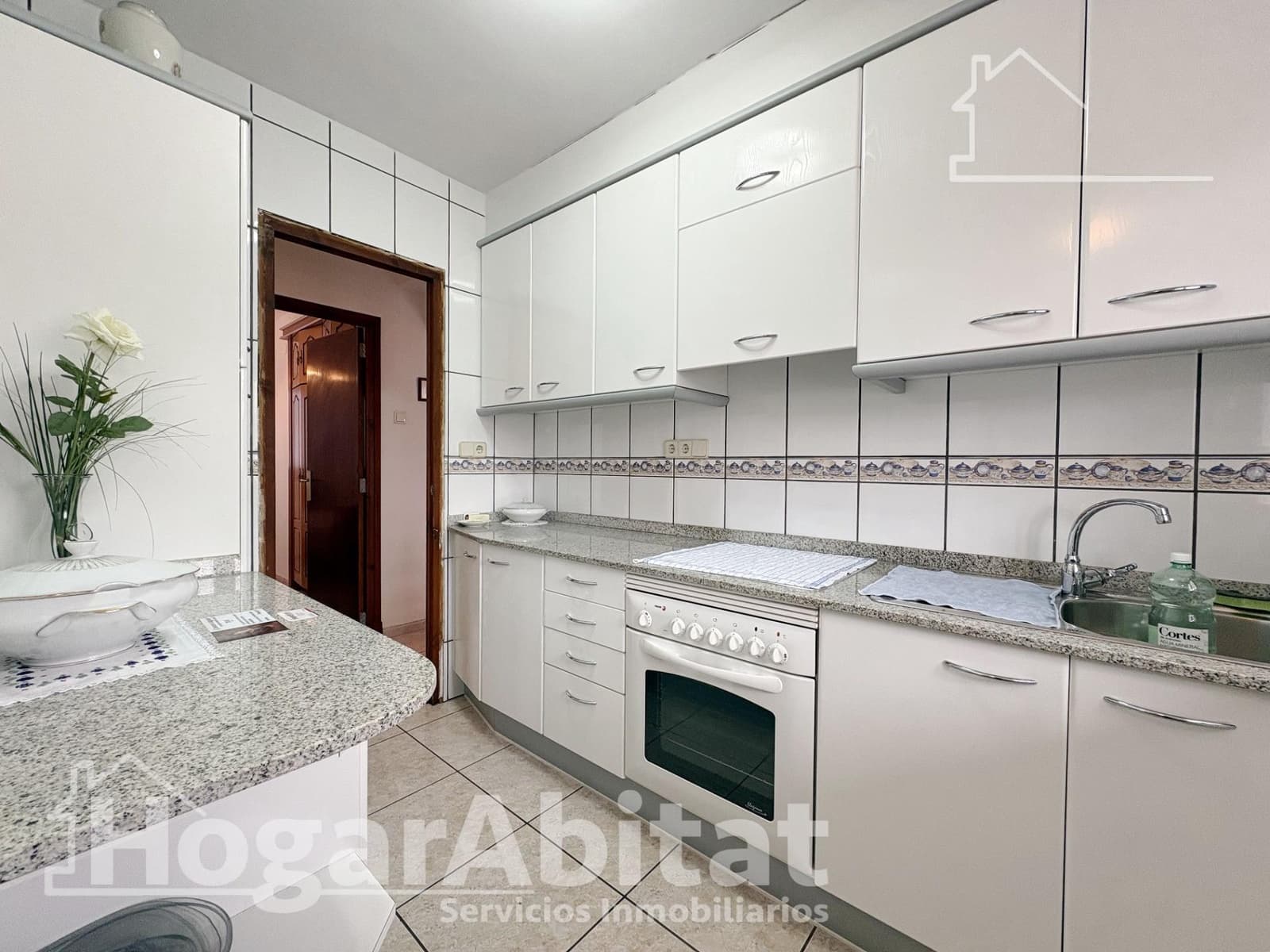3 slaapkamer Flat te koop in Tavernes de la Valldigna met garage - € 130.000 (Ref: 9596219)