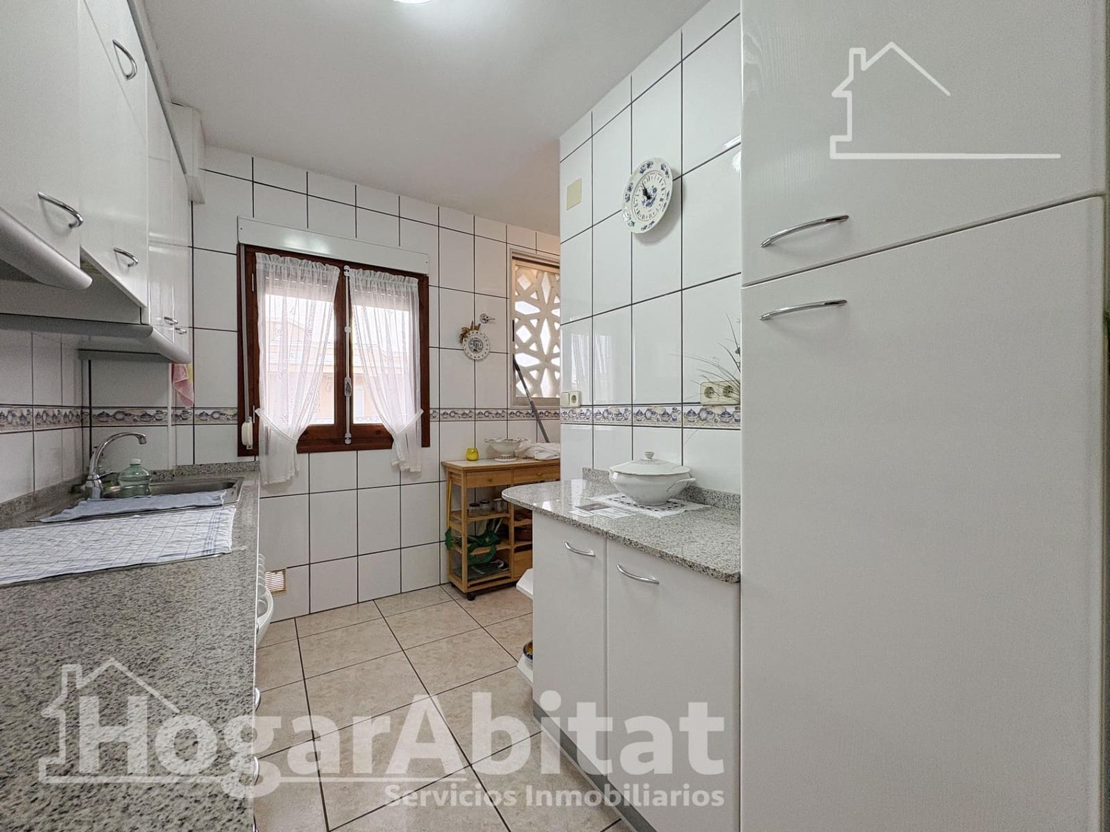 3 slaapkamer Flat te koop in Tavernes de la Valldigna met garage - € 130.000 (Ref: 9596219)