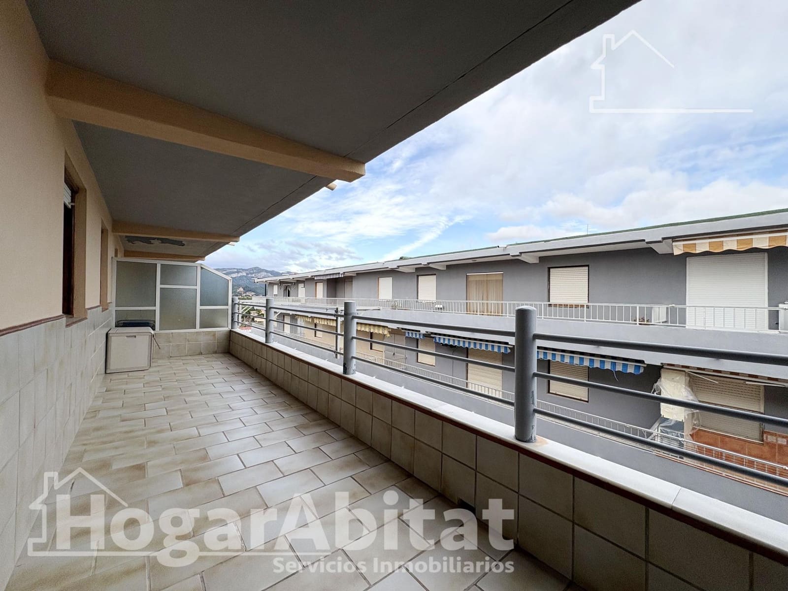 3 slaapkamer Flat te koop in Tavernes de la Valldigna met garage - € 130.000 (Ref: 9596219)