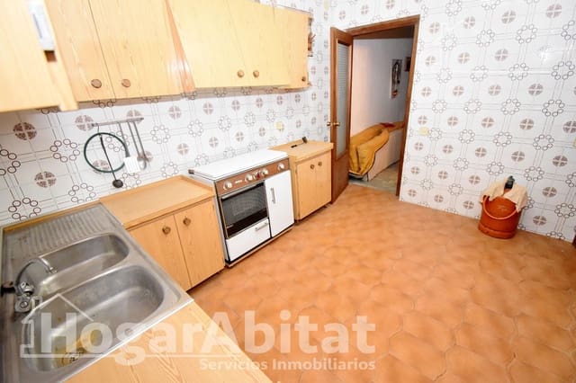 7 slaapkamer Huis te koop in Almassora / Almazora - € 135.000 (Ref: 9596227)