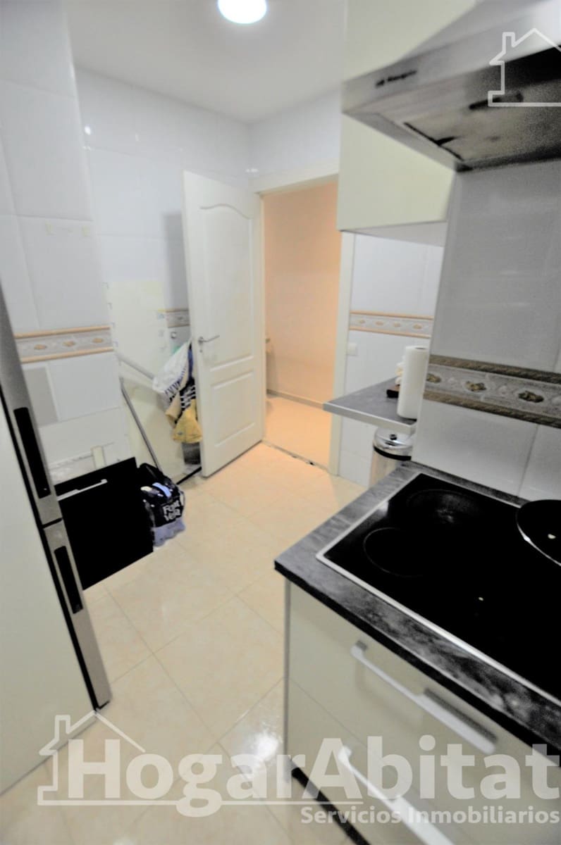 4 makuuhuone Asunto myytävänä paikassa Valencia kaupunki - 375 000 € (Ref: 9599591)