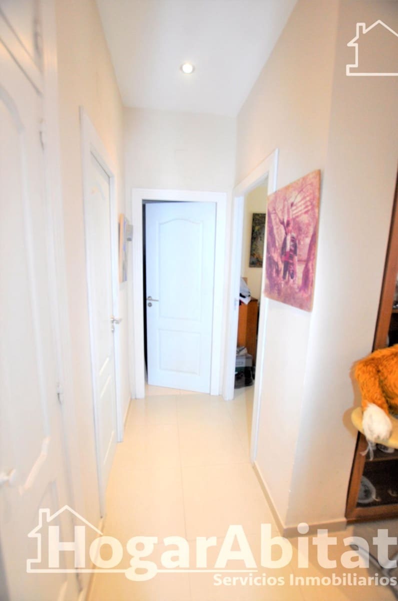 4 makuuhuone Asunto myytävänä paikassa Valencia kaupunki - 375 000 € (Ref: 9599591)