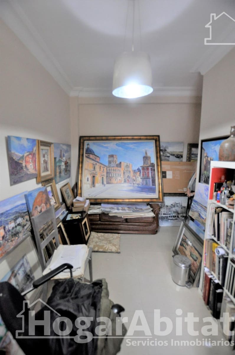 4 makuuhuone Asunto myytävänä paikassa Valencia kaupunki - 375 000 € (Ref: 9599591)