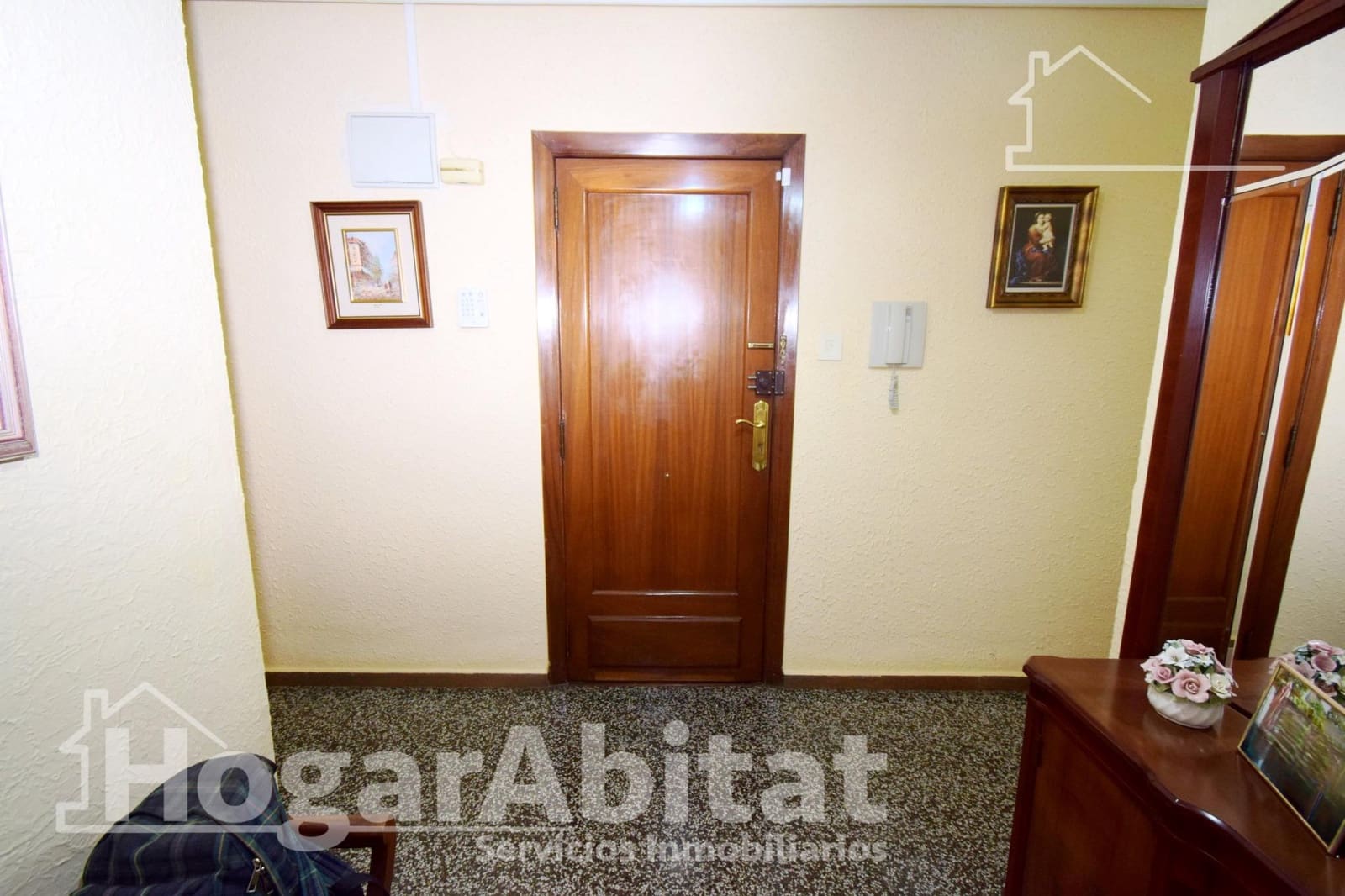 3 bedroom Flat for sale in Torrent - € 250,000 (Ref: 9599592)