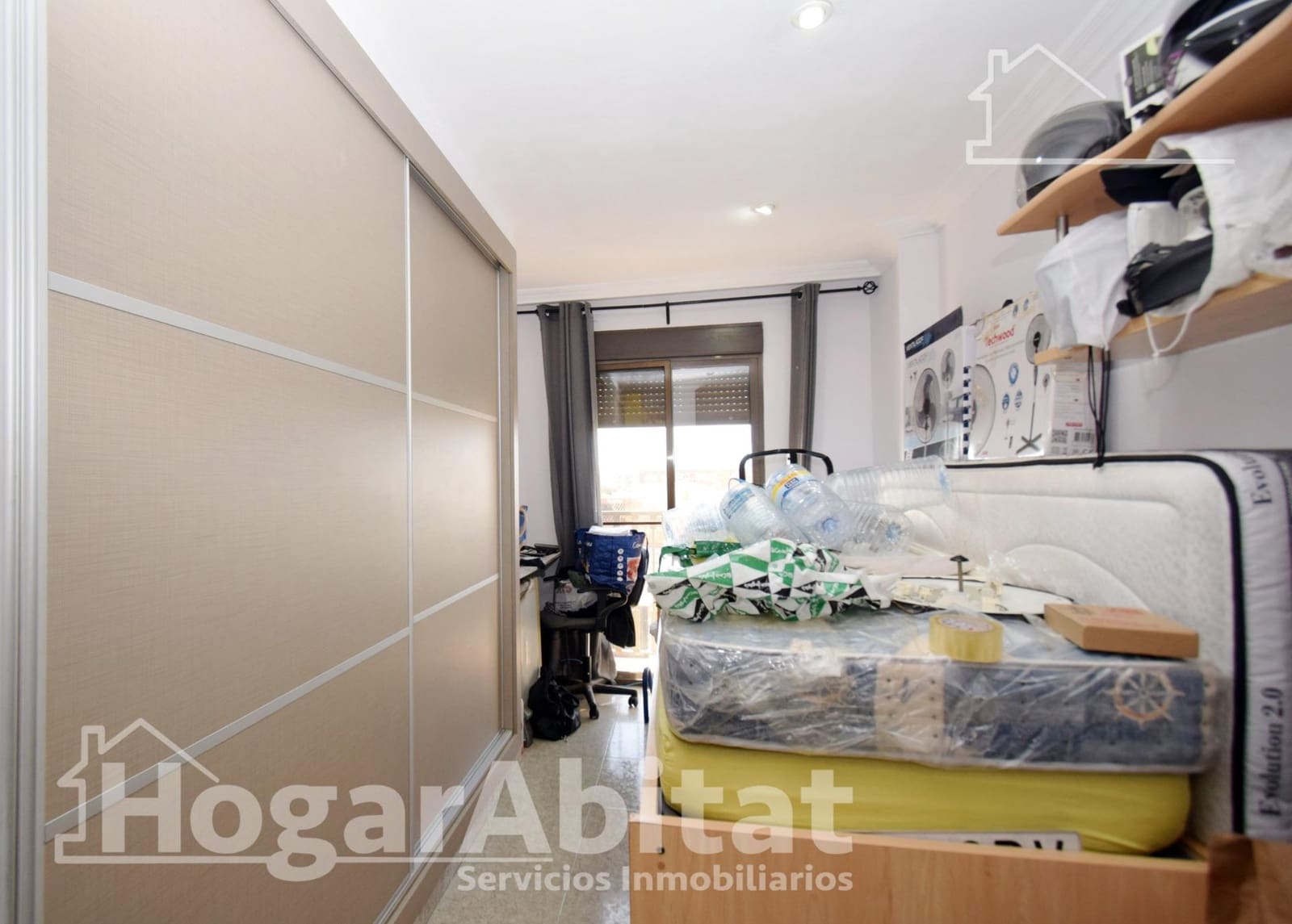 3 soverom Leilighet til salgs i La Pobla de Vallbona med garasje - € 230 000 (Ref: 9599604)