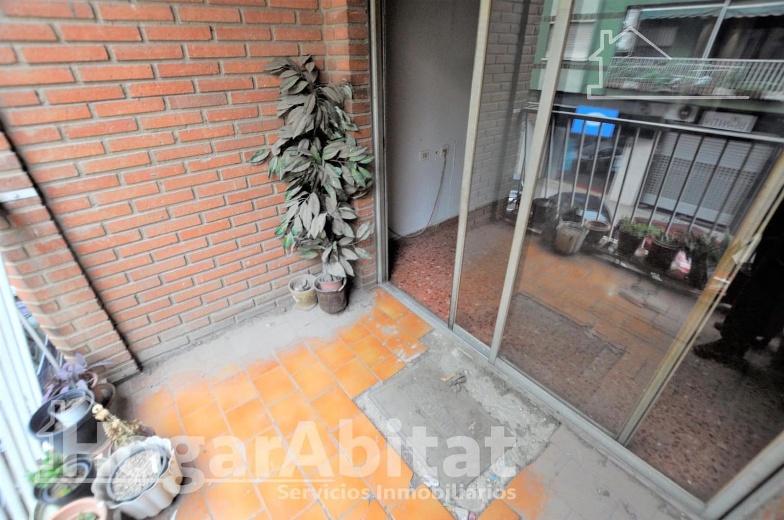 4 bedroom Flat for sale in Mislata - € 270,000 (Ref: 9599607)