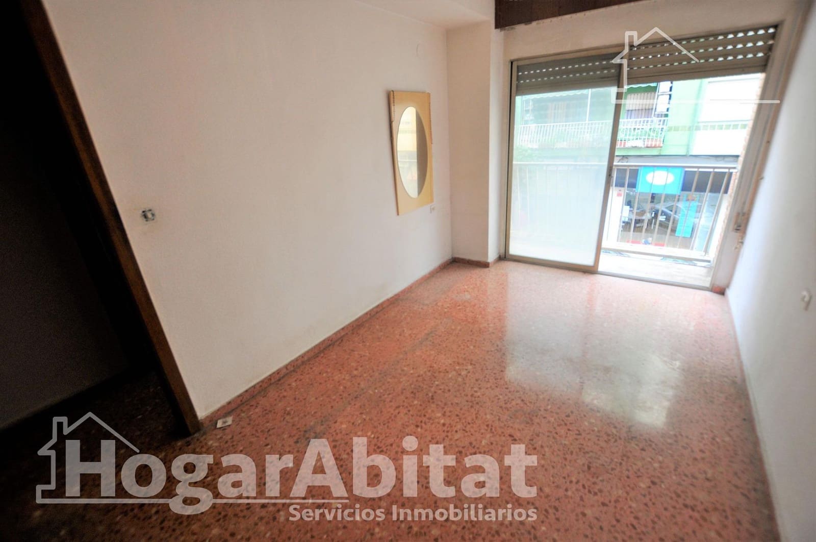 4 bedroom Flat for sale in Mislata - € 270,000 (Ref: 9599607)