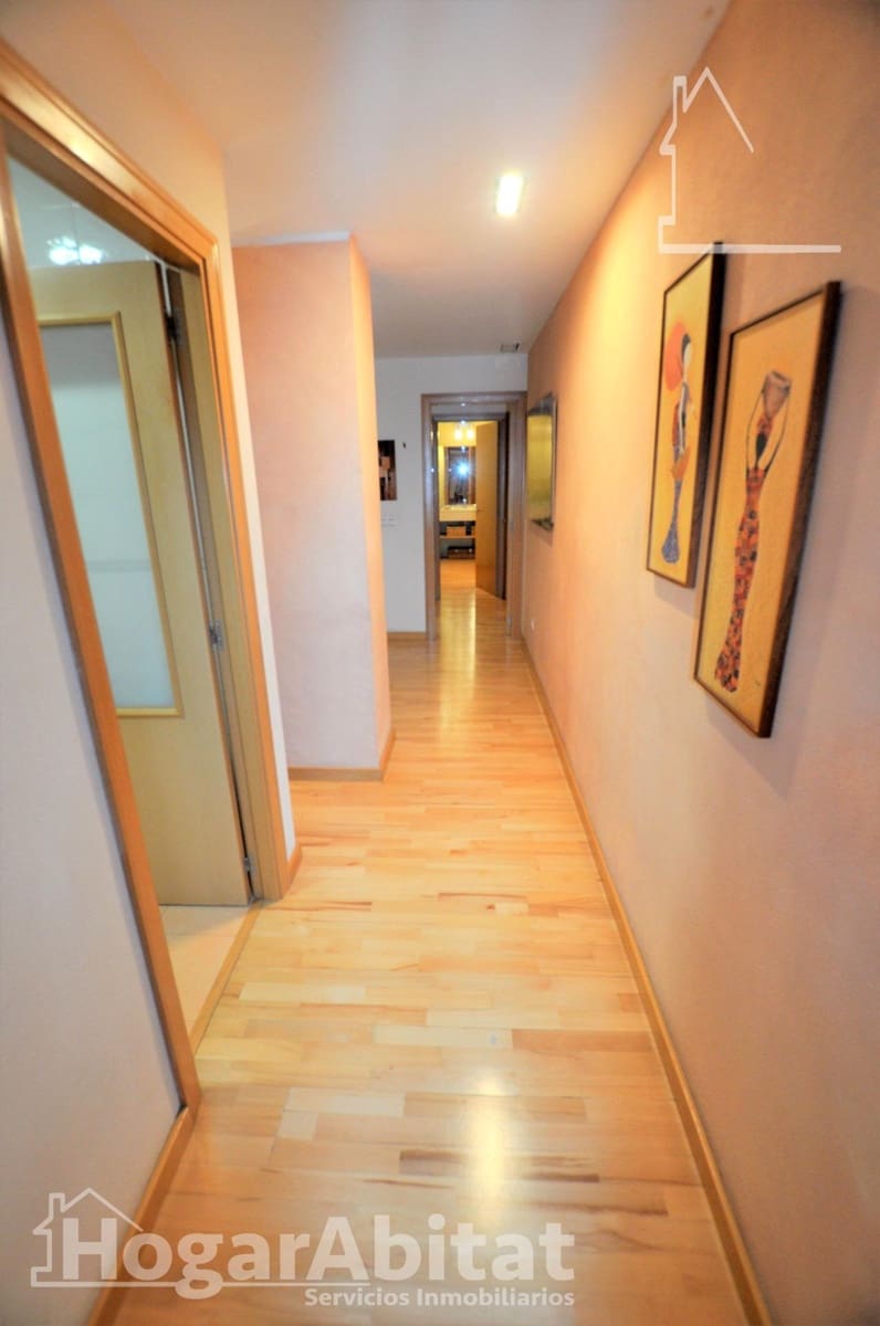 2 slaapkamer Flat te koop in Riba-roja de Turia met zwembad garage - € 240.000 (Ref: 9605030)