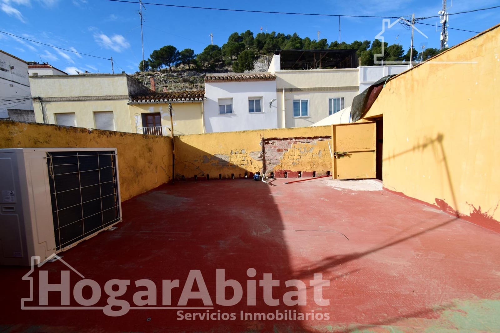 4 bedroom Townhouse for sale in Lliria - € 160,000 (Ref: 9605048)