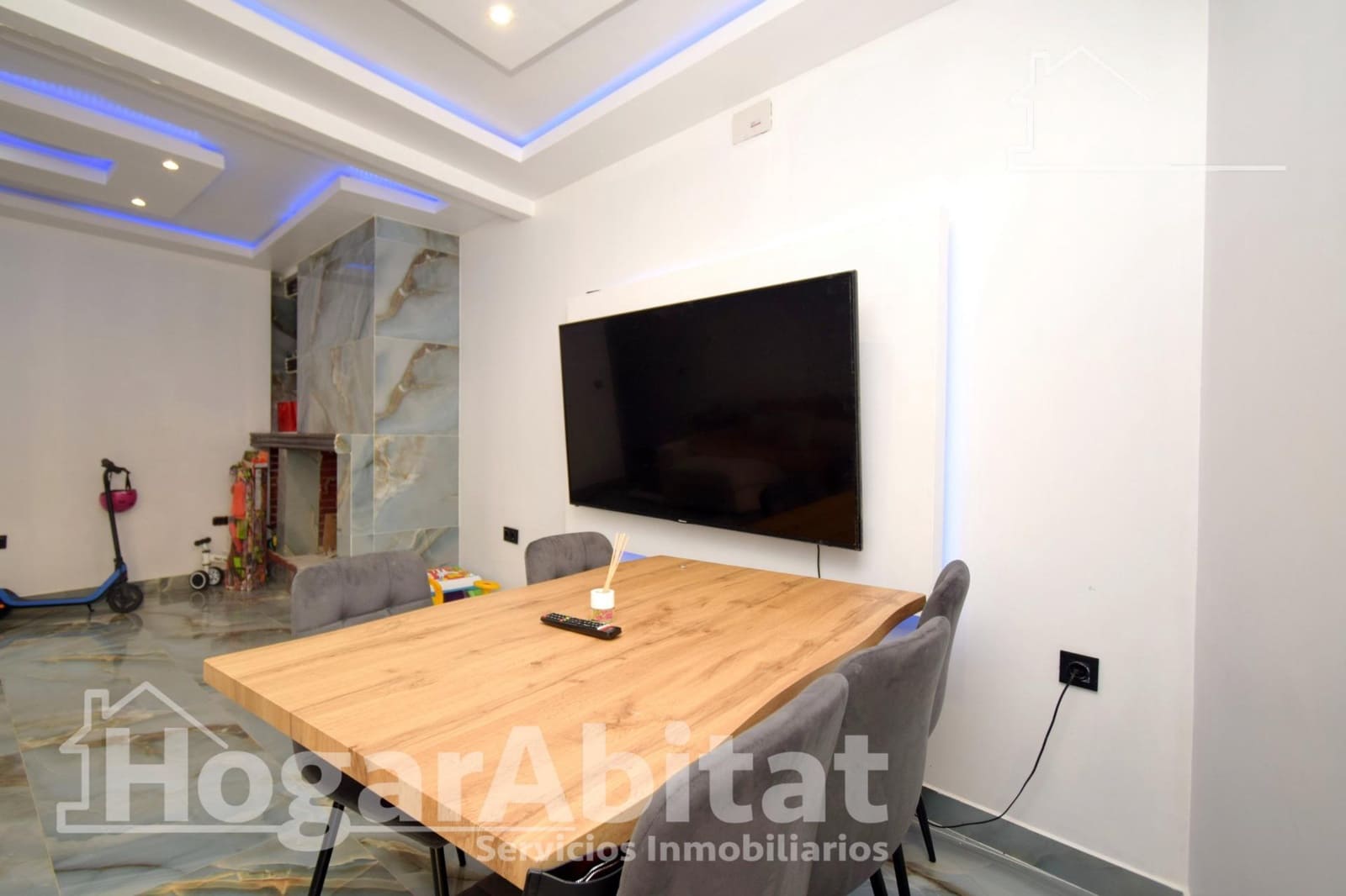 4 bedroom Townhouse for sale in Lliria - € 160,000 (Ref: 9605048)