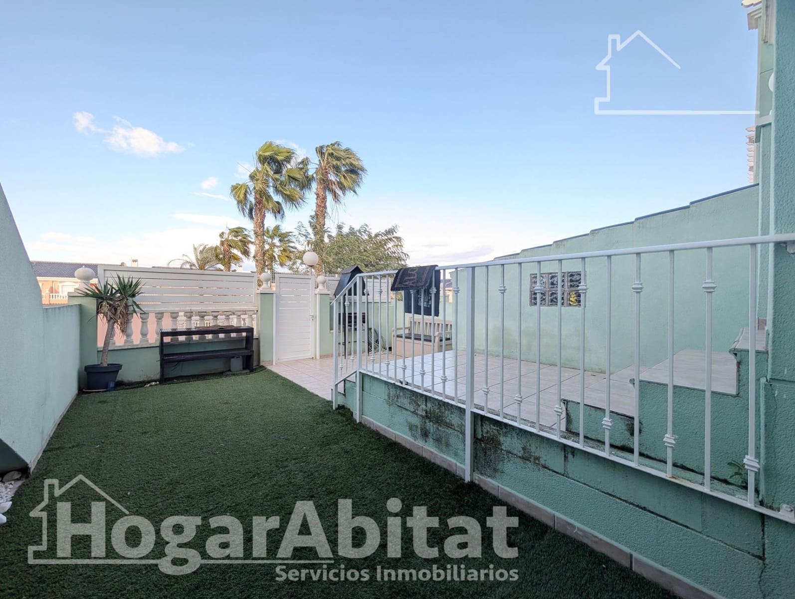 2 slaapkamer Rijtjeshuis te koop in Gran Alacant met zwembad - € 203.000 (Ref: 9608127)