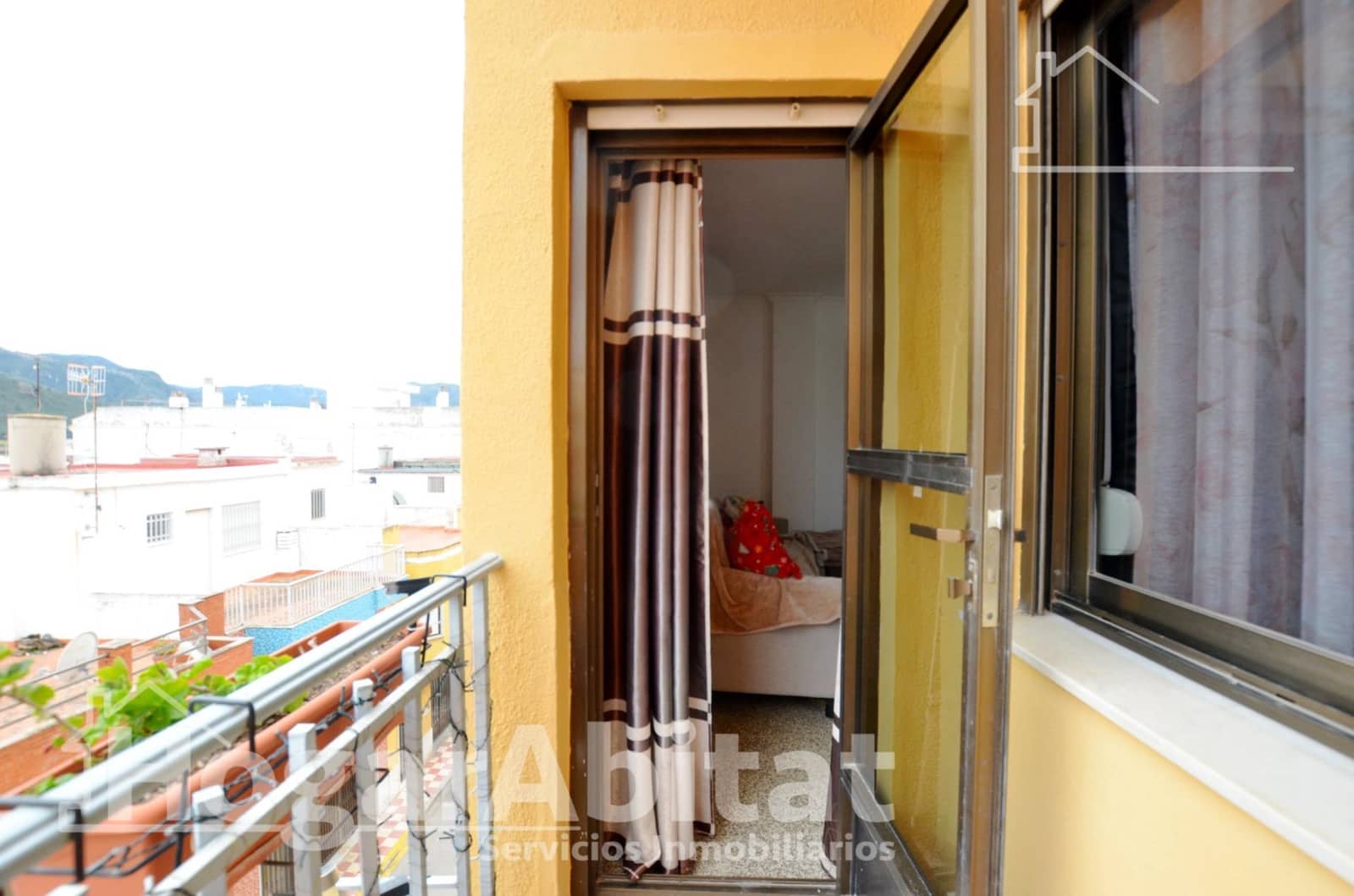 3 bedroom Flat for sale in Tavernes de la Valldigna - € 95,000 (Ref: 9608133)