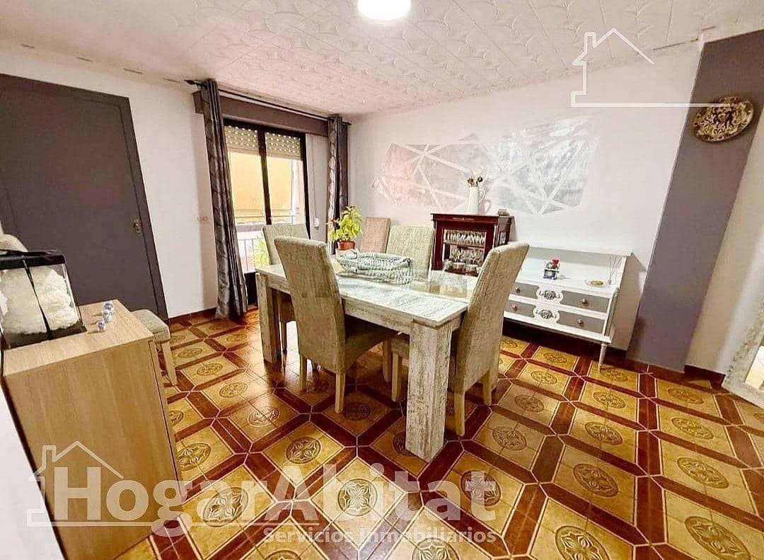 6 makuuhuone Huoneisto myytävänä paikassa L'Alcudia mukana 
autotalli - 244 615 € (Ref: 9608134)