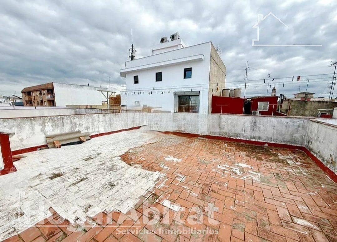 6 makuuhuone Huoneisto myytävänä paikassa L'Alcudia mukana 
autotalli - 244 615 € (Ref: 9608134)