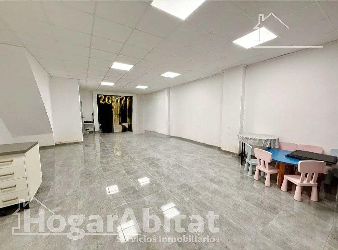 6 makuuhuone Huoneisto myytävänä paikassa L'Alcudia mukana 
autotalli - 244 615 € (Ref: 9608134)