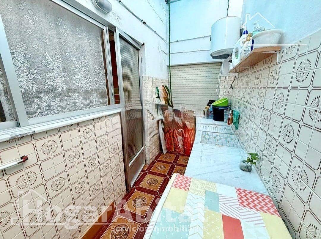 6 makuuhuone Huoneisto myytävänä paikassa L'Alcudia mukana 
autotalli - 244 615 € (Ref: 9608134)