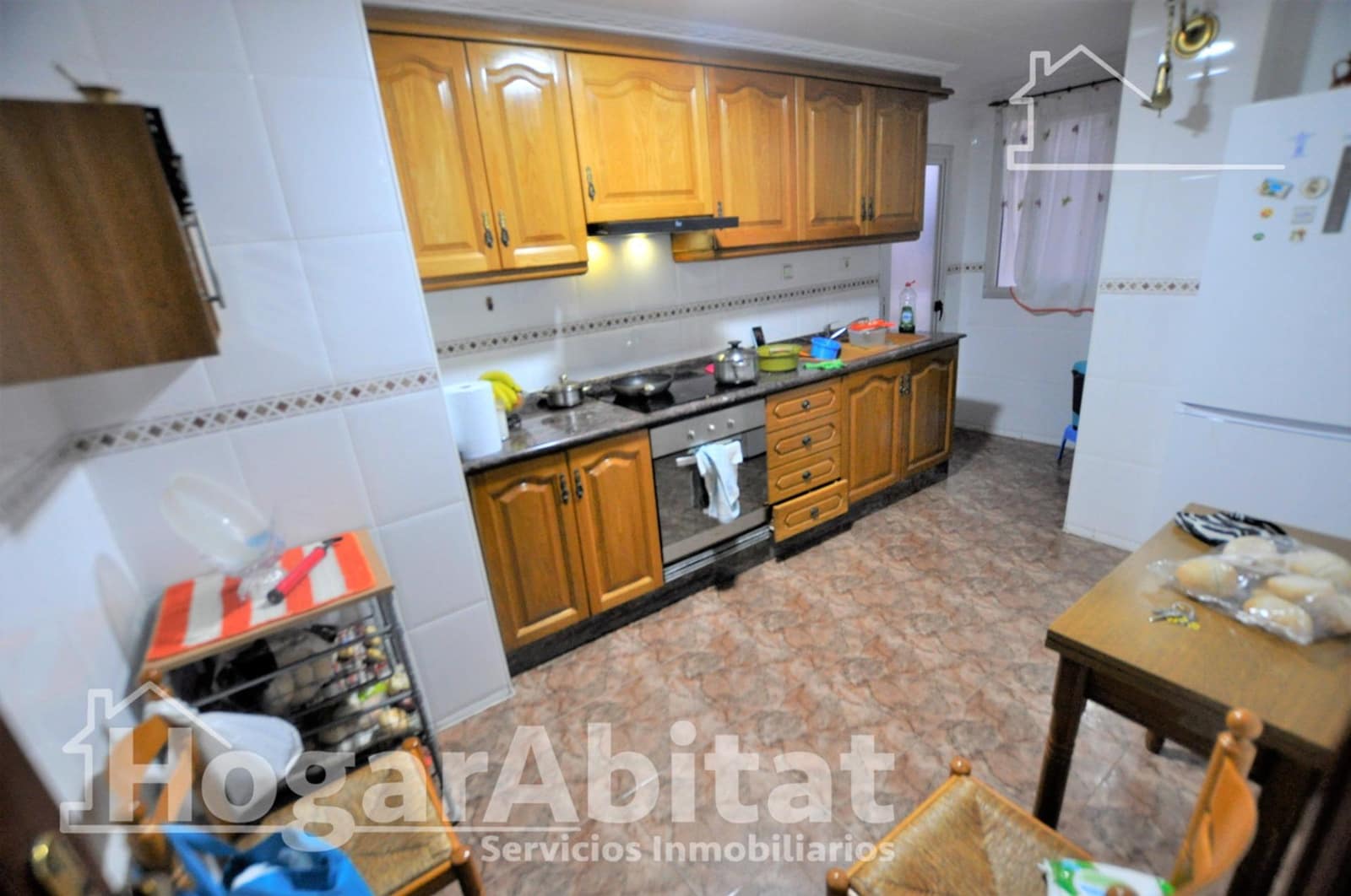 5 bedroom Flat for sale in Manises - € 215,000 (Ref: 9611585)
