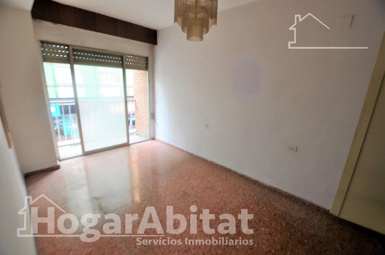 4 bedroom Flat for sale in Mislata - € 260,000 (Ref: 9611588)