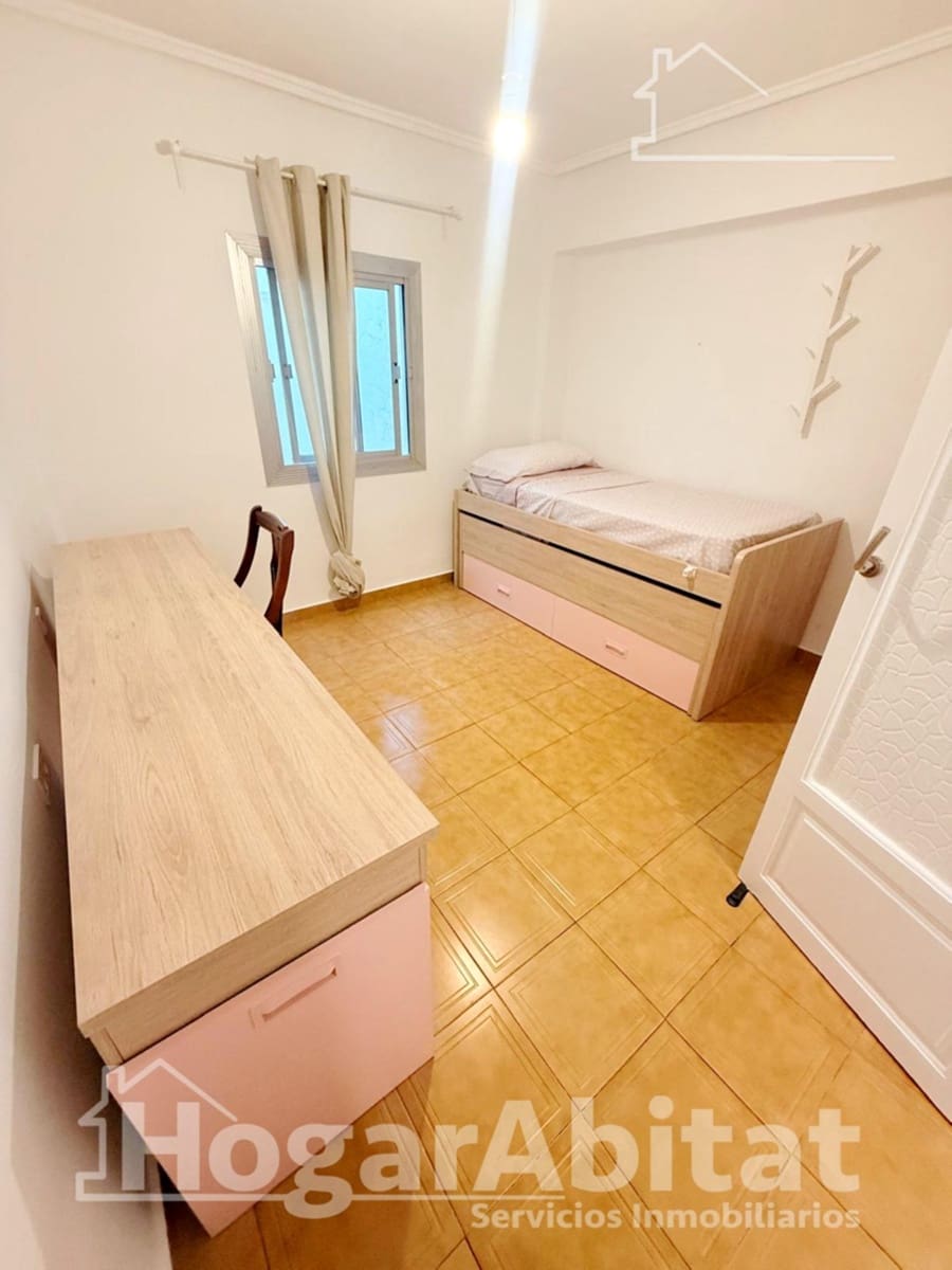 3 bedroom Flat for sale in Quart de Poblet - € 189,000 (Ref: 9611591)