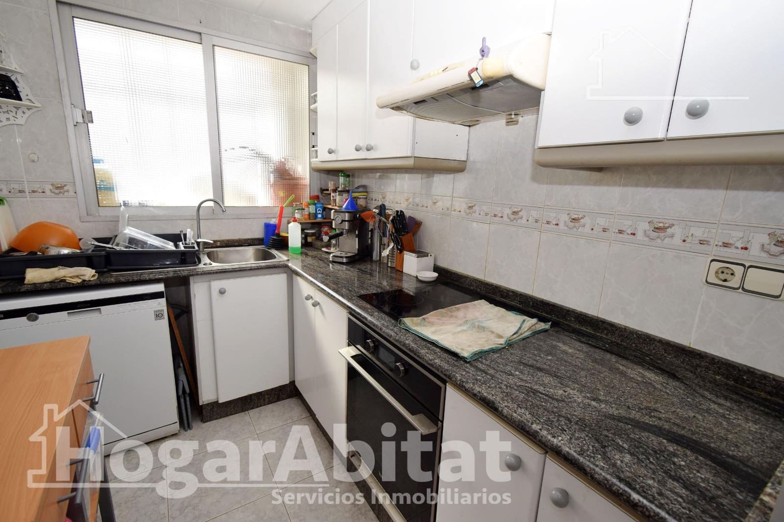 Piso de 3 habitaciones en València ciudad en venta - 205.000 € (Ref: 9611600)