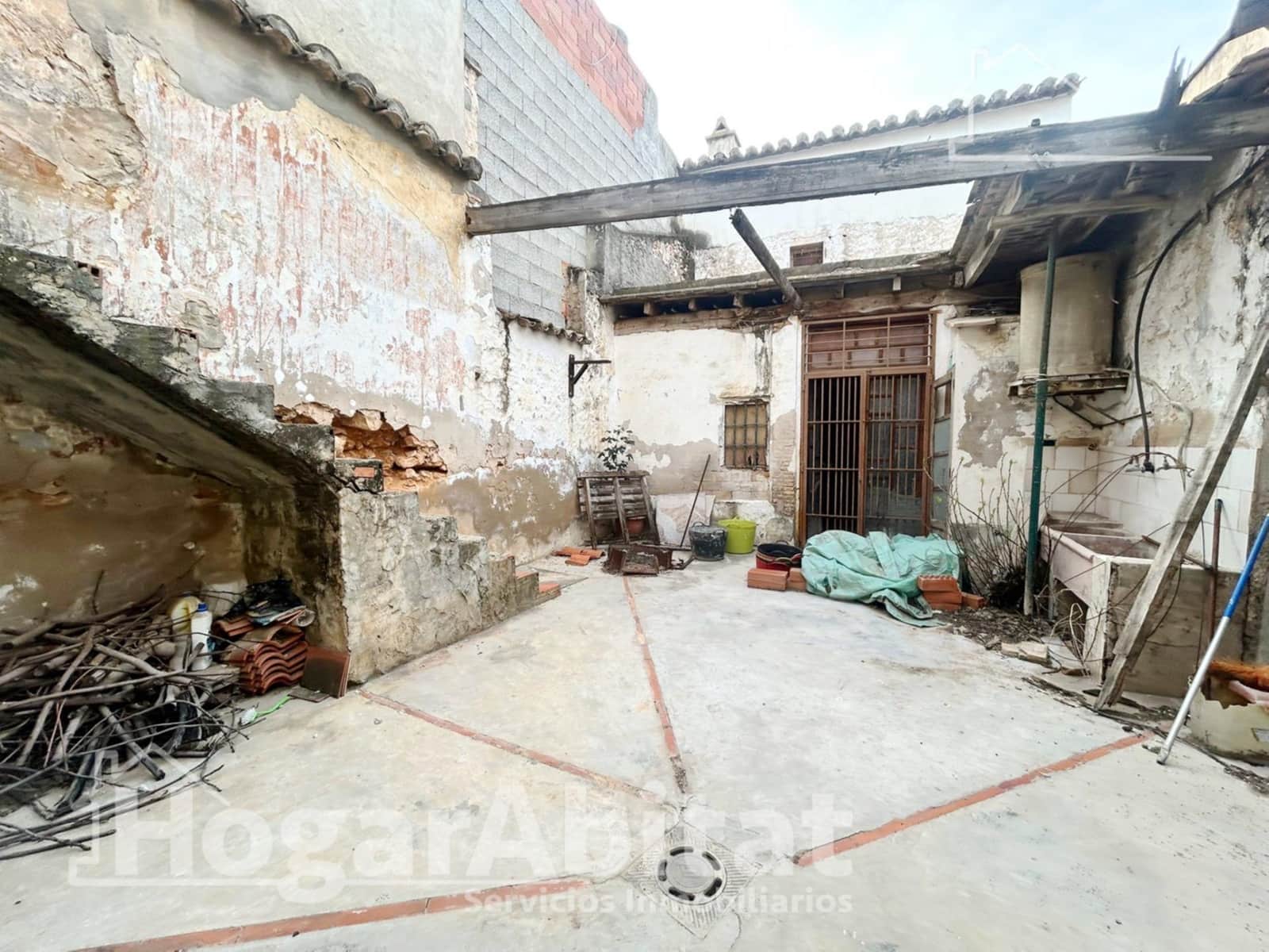 1 bedroom Townhouse for sale in Vilamarxant / Villamarchante - € 140,000 (Ref: 9611603)