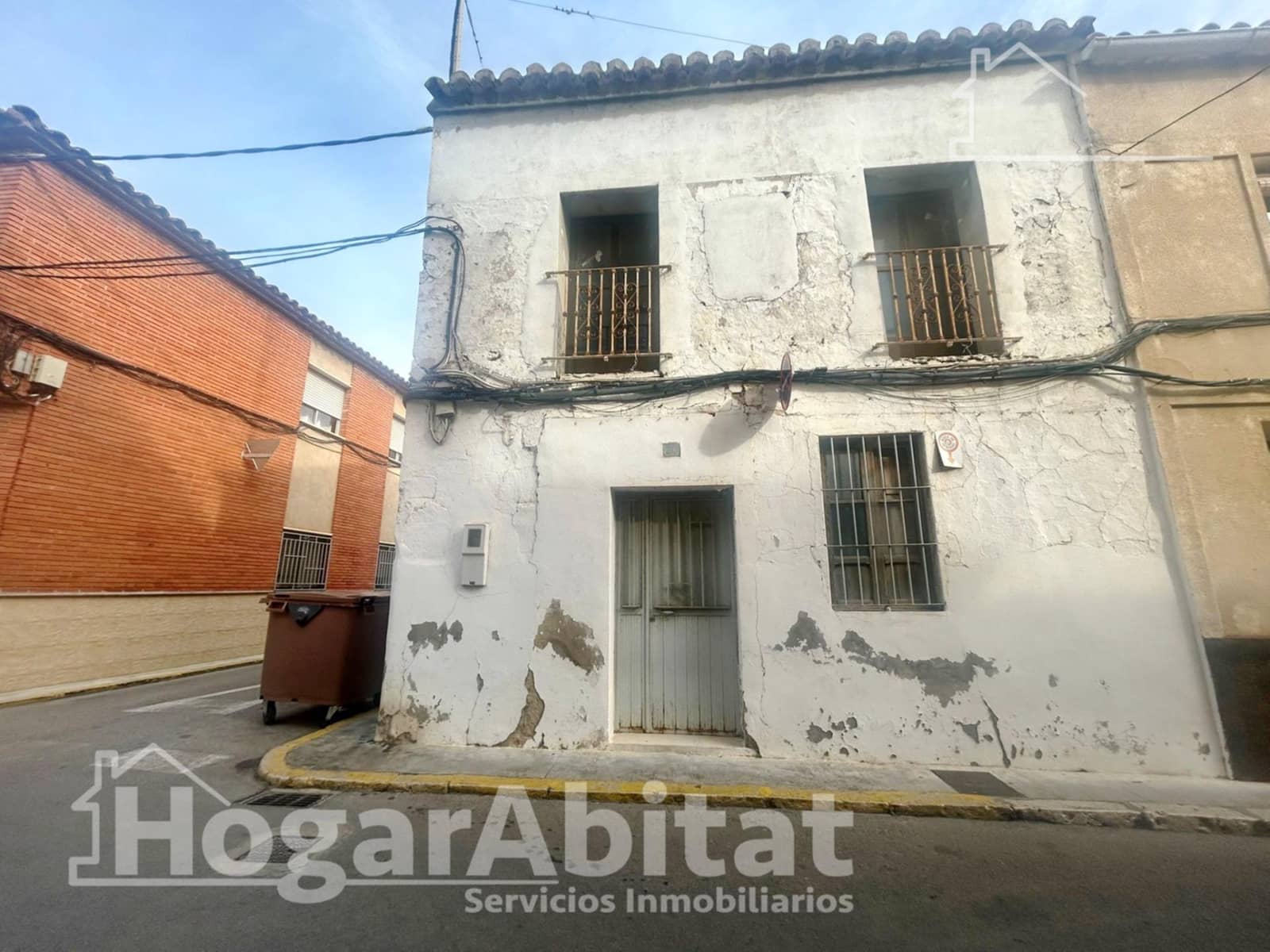 1 bedroom Townhouse for sale in Vilamarxant / Villamarchante - € 140,000 (Ref: 9611603)