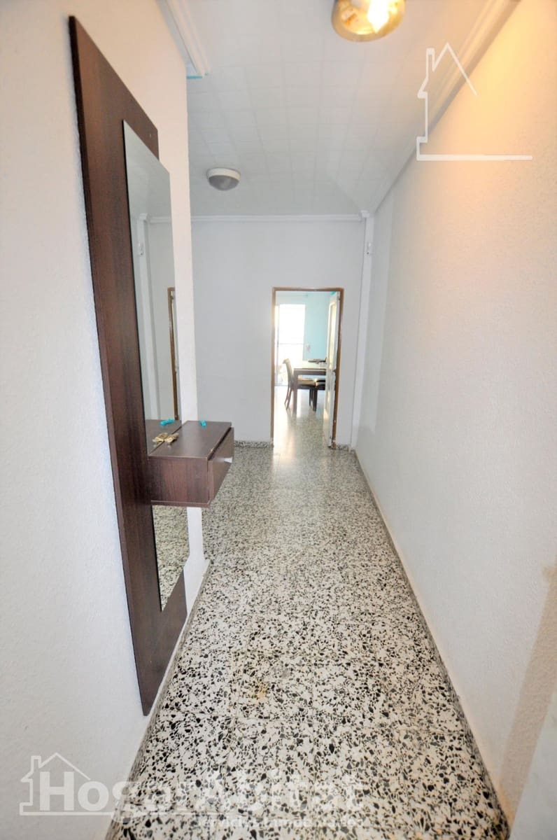 4 bedroom Flat for sale in Valencia city - € 375,000 (Ref: 9615543)