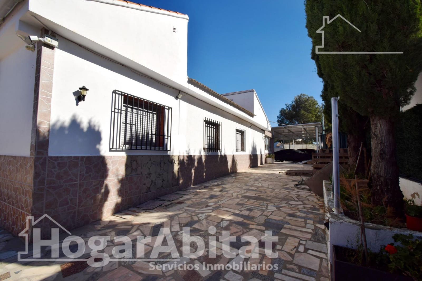 7 sypialnia Willa na sprzedaż w Turis z basenem garażem - 450 000 € (Ref: 9615547)