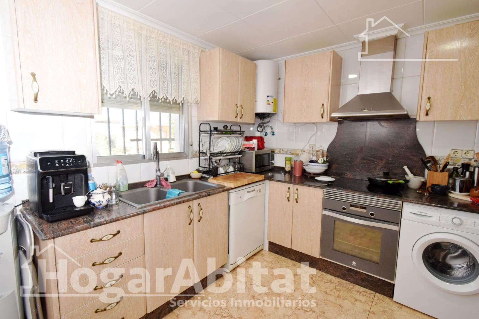 7 sypialnia Willa na sprzedaż w Turis z basenem garażem - 450 000 € (Ref: 9615547)