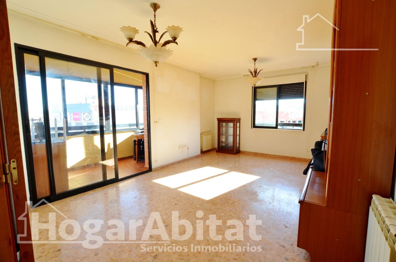 3 makuuhuone Asunto myytävänä paikassa Alicante kaupunki mukana uima-altaan 
autotalli - 370 000 € (Ref: 9615551)