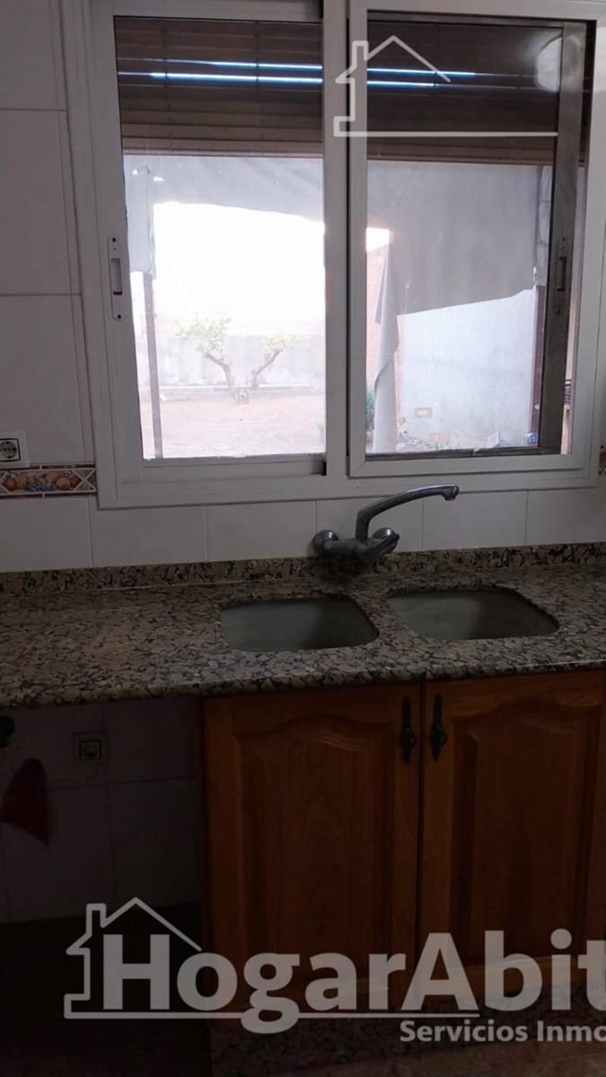 2 soveværelse Villa til salg i Benaguasil med garage - € 170.000 (Ref: 9615555)