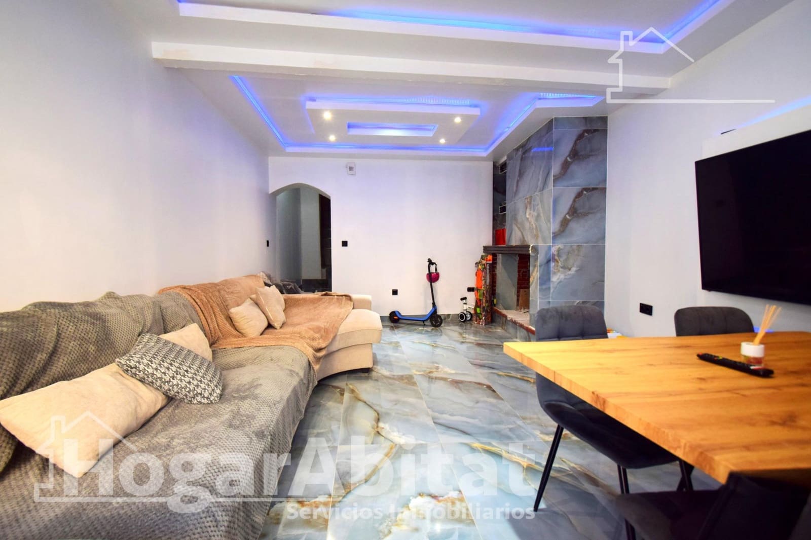 4 bedroom Townhouse for sale in Lliria - € 155,000 (Ref: 9615556)